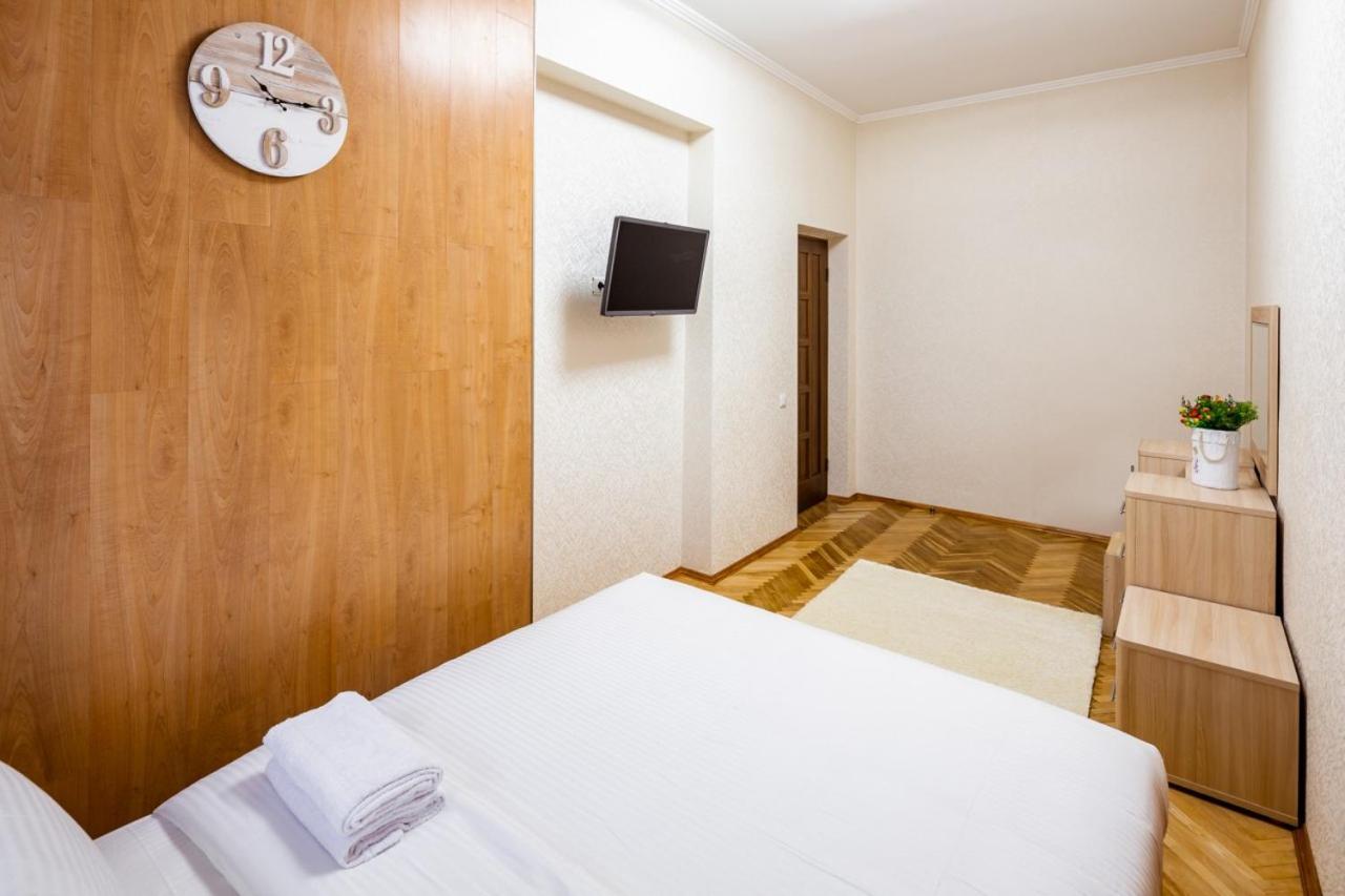 Alfa Apartments Svobody 31 Lviv Exterior foto
